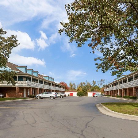 Travelodge By Wyndham Canton-Livonia Area, Mi Dış mekan fotoğraf