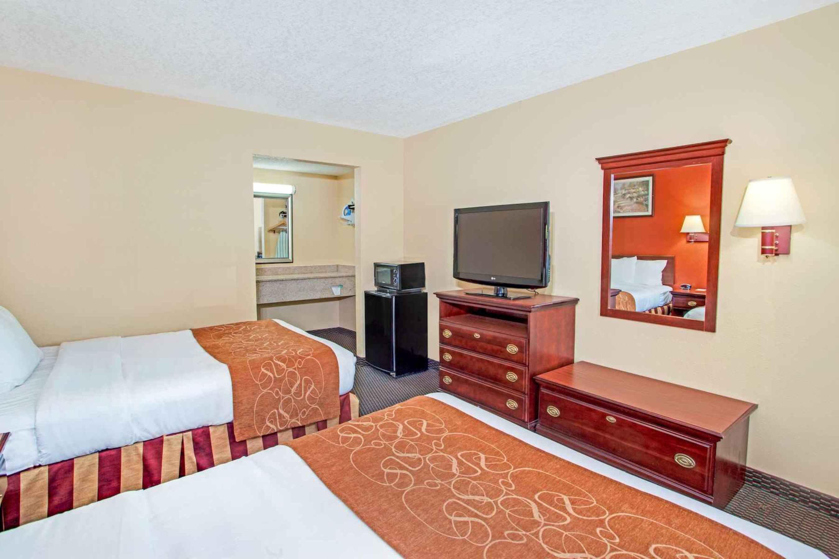 Travelodge By Wyndham Canton-Livonia Area, Mi Dış mekan fotoğraf