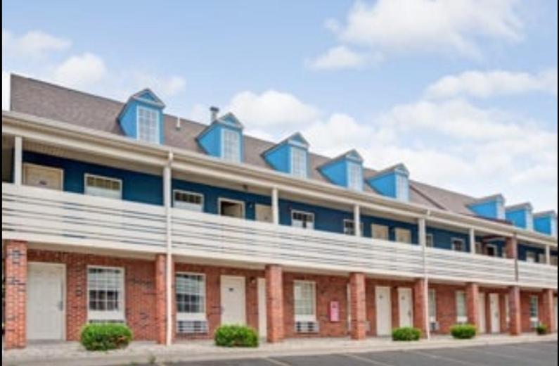 Travelodge By Wyndham Canton-Livonia Area, Mi Dış mekan fotoğraf